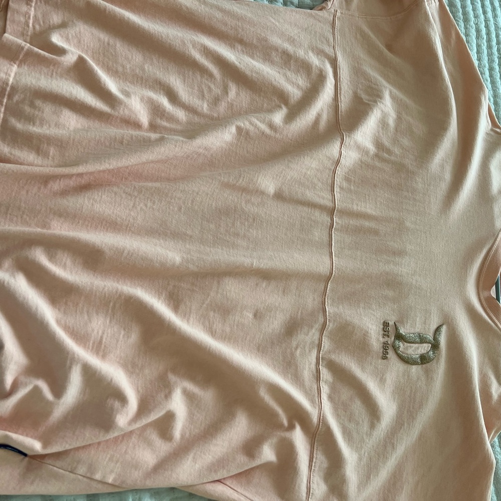 Disneyland Jersey Peach color with gold writing size XXL